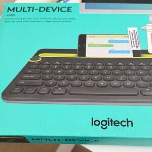 Logitech K480 Bluetooth Keyboard - Black and Green